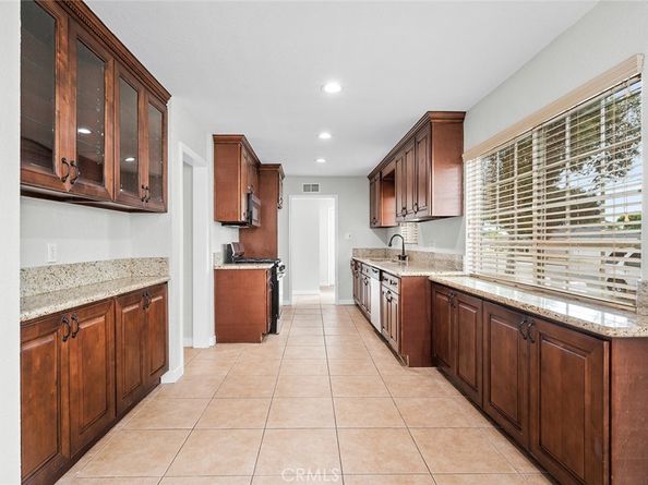 1302 N San Antonio Avenue, Upland CA 91786