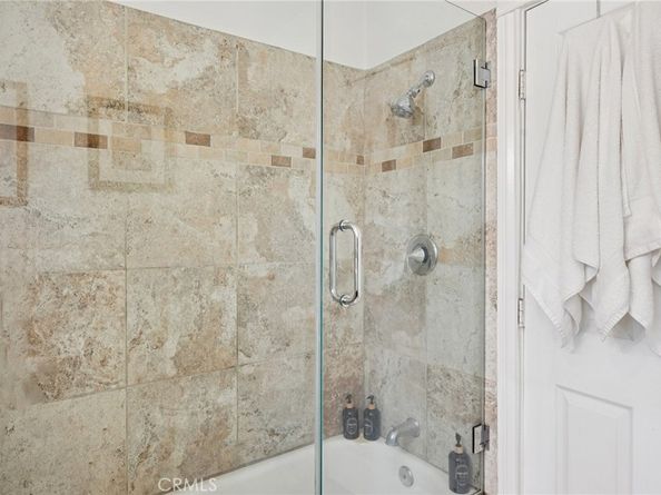 2025 W Vernon Avenue, Los Angeles CA 90062