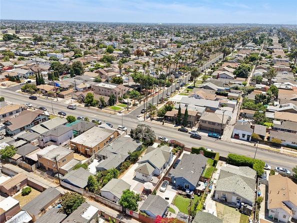 2025 W Vernon Avenue, Los Angeles CA 90062