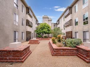 330 S Mentor Avenue 202, Pasadena CA 91106