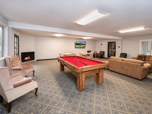330 S Mentor Avenue 202, Pasadena CA 91106