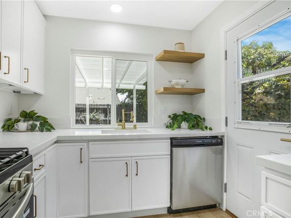 7077 Iris Place, Rancho Cucamonga CA 91739