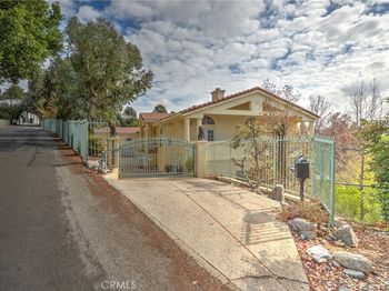 11628 Lerdo Avenue