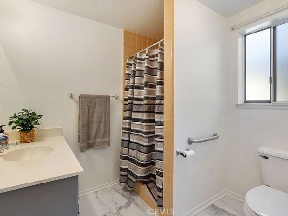 410 S Sunset Avenue, Azusa CA 91702