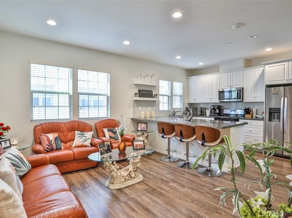 877 Orchid, Azusa CA 91702