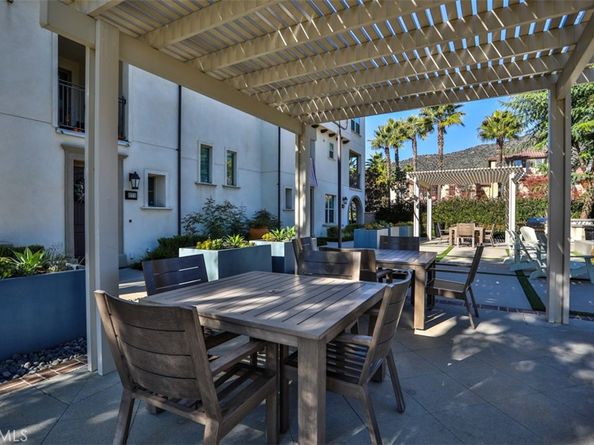 877 Orchid, Azusa CA 91702