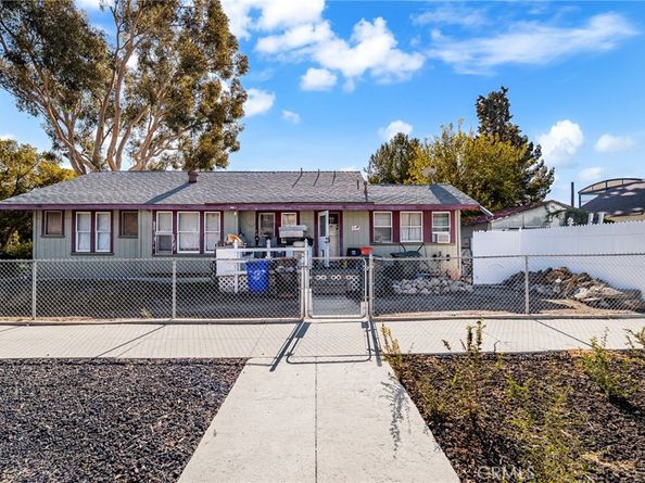 389 N 3rd, Upland CA 91786