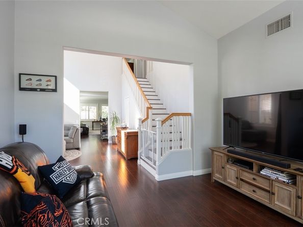 17 Shady Cove Court, Azusa CA 91702