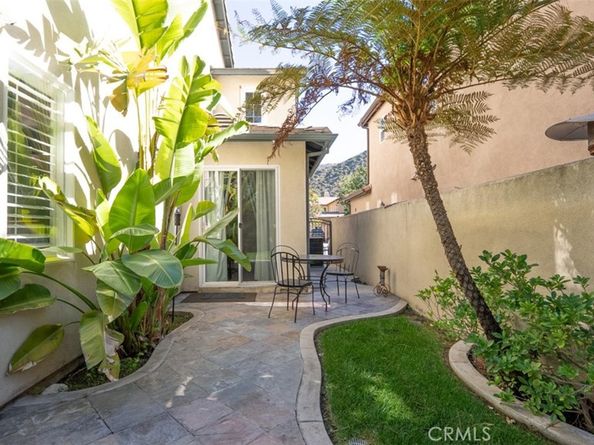 17 Shady Cove Court, Azusa CA 91702