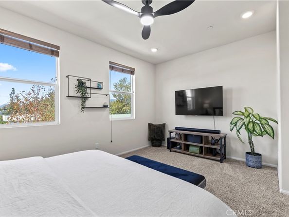 1752 Cayton Loop, West Covina CA 91790