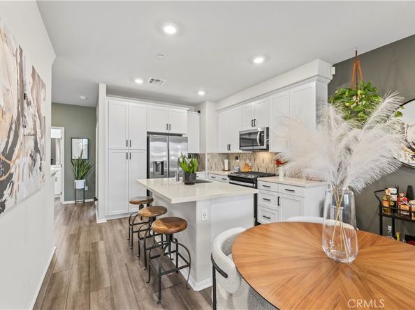 1752 Cayton Loop, West Covina CA 91790