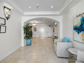 1835 Pandora Avenue 402, Los Angeles CA 90025