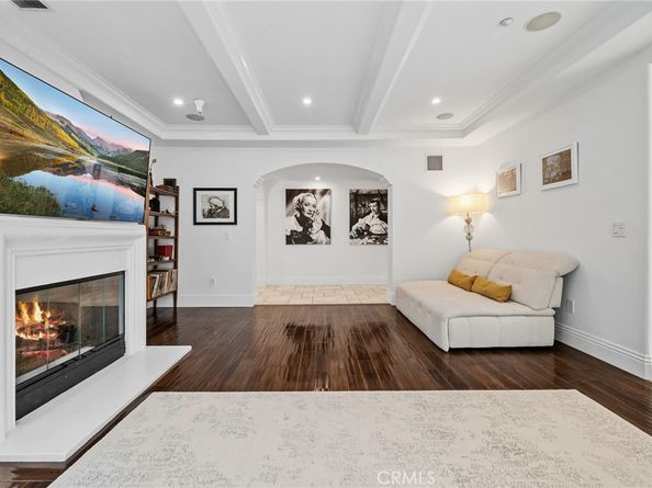 1835 Pandora Avenue 402, Los Angeles CA 90025