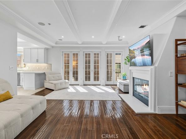 1835 Pandora Avenue 402, Los Angeles CA 90025