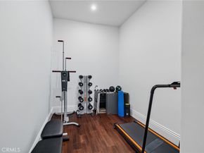 1835 Pandora Avenue 402, Los Angeles CA 90025