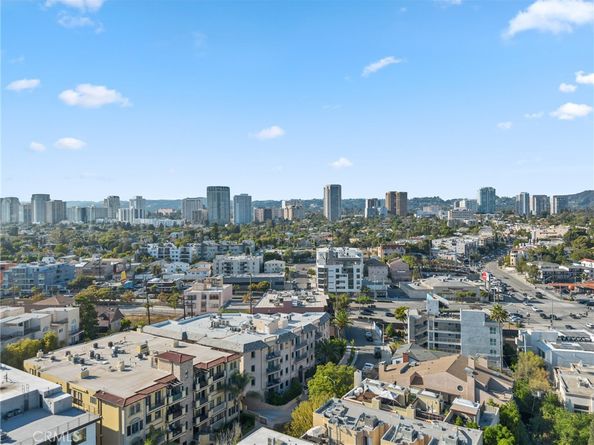 1835 Pandora Avenue 402, Los Angeles CA 90025