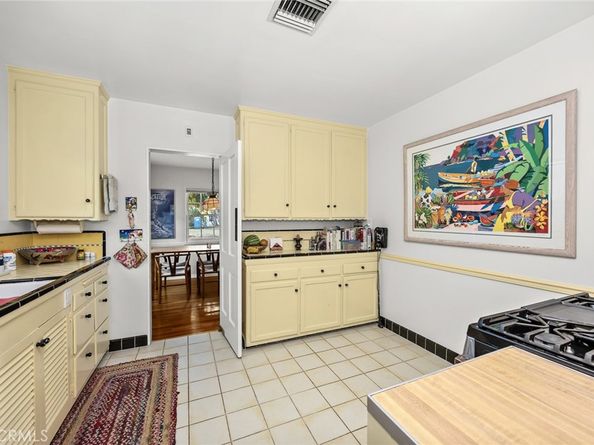 1268 N Holliston, Pasadena CA 91104