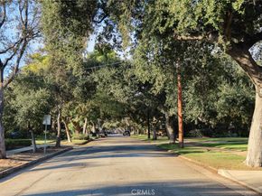 1268 N Holliston, Pasadena CA 91104