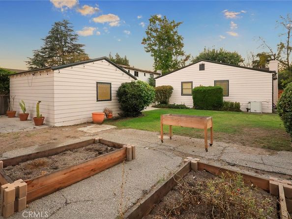 1268 N Holliston, Pasadena CA 91104