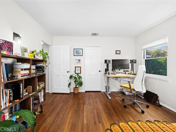 1268 N Holliston, Pasadena CA 91104