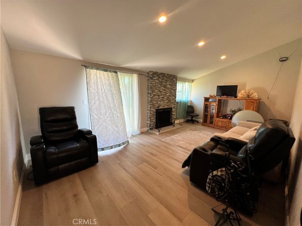 2286 Concord Avenue, Pomona CA 91768