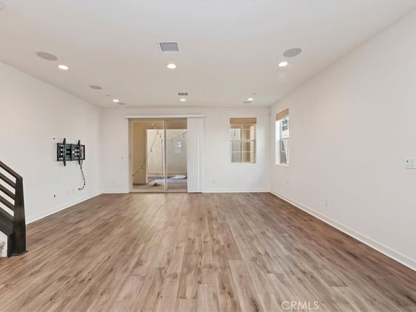 6956 Mallow Drive, Fontana CA 92336