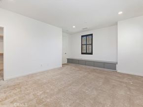 6956 Mallow Drive, Fontana CA 92336