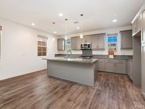 6956 Mallow Drive, Fontana CA 92336
