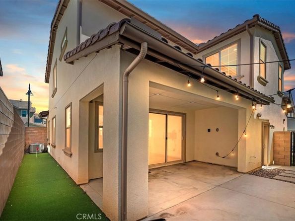 6956 Mallow Drive, Fontana CA 92336