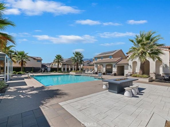 6956 Mallow Drive, Fontana CA 92336