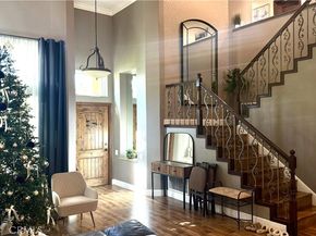 2512 W Halfmoon, Anaheim CA 92804