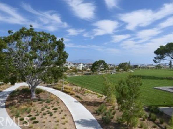 205 Briar Moon, Irvine CA 92618