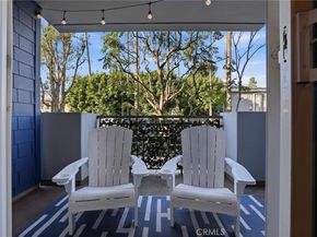 6038 Carlton Way 101, Los Angeles CA 90028