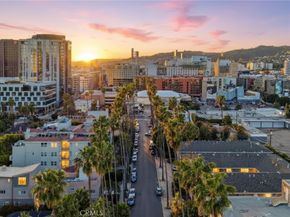 6038 Carlton Way 101, Los Angeles CA 90028