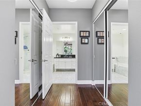 6038 Carlton Way 101, Los Angeles CA 90028