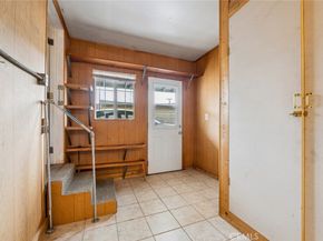 423 Raymond Avenue, Glendale CA 91201