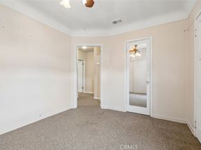 423 Raymond Avenue, Glendale CA 91201