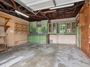 423 Raymond Avenue, Glendale CA 91201