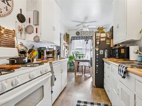 423 Raymond Avenue, Glendale CA 91201