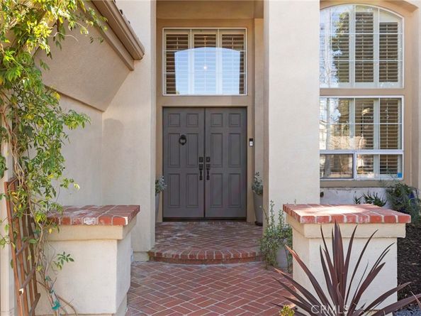 22312 Delia Court, Calabasas CA 91302