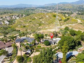 10557 Mahoney, Sunland CA 91040