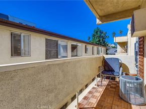 425 S Kenmore Avenue 306, Los Angeles CA 90020