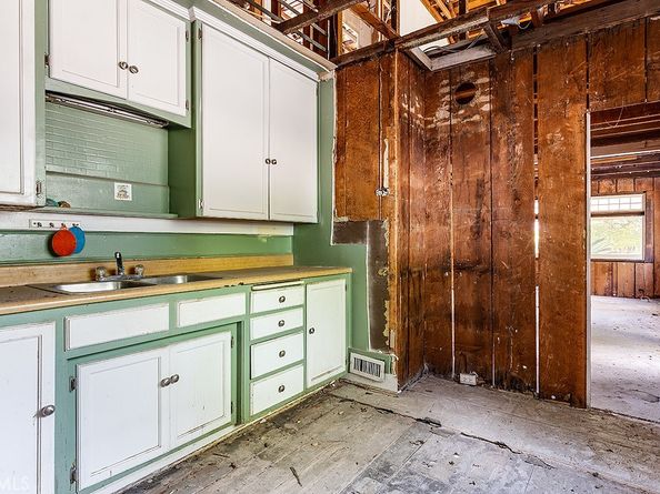 238 Auburn Avenue, Sierra Madre CA 91024
