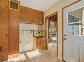 438 Crestview, Monrovia CA 91016