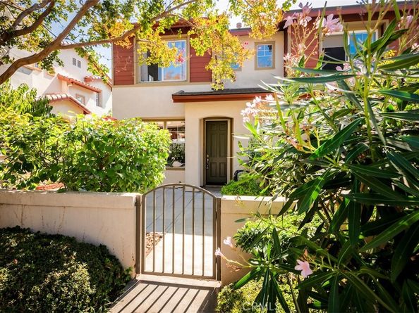 1126 Rosewalk, Pasadena CA 91103