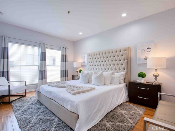 12011 Goshen 203, Los Angeles CA 90049