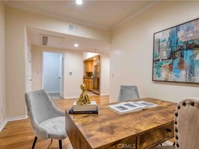 12011 Goshen 203, Los Angeles CA 90049