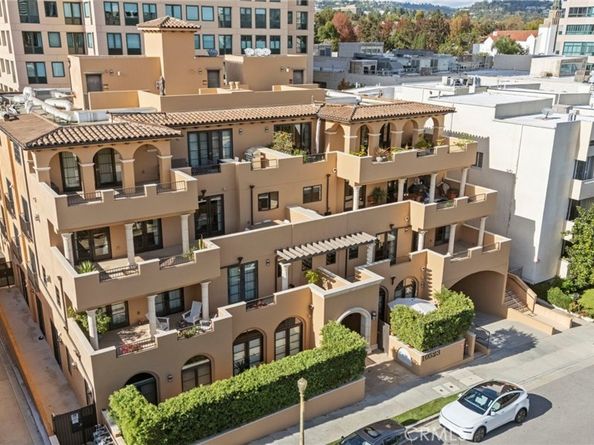 10523 Ashton 101, Los Angeles CA 90024