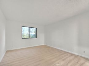 460 Oak Street 201, Glendale CA 91204