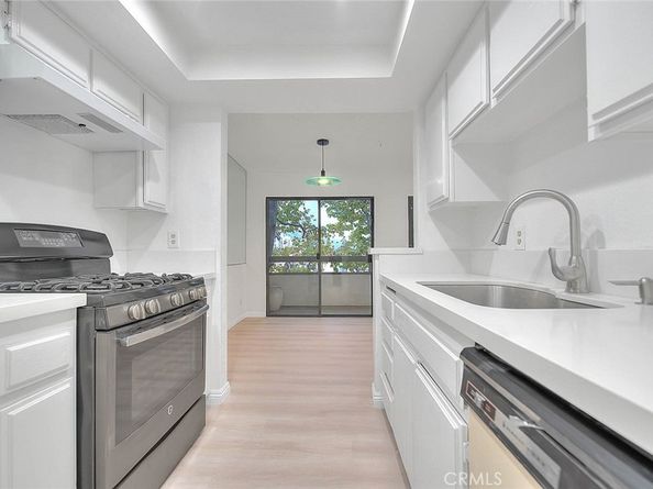 460 Oak Street 201, Glendale CA 91204